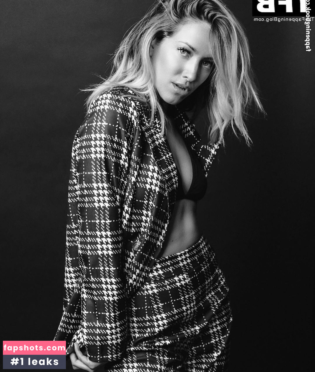 Summer Wilson gallery photo #17