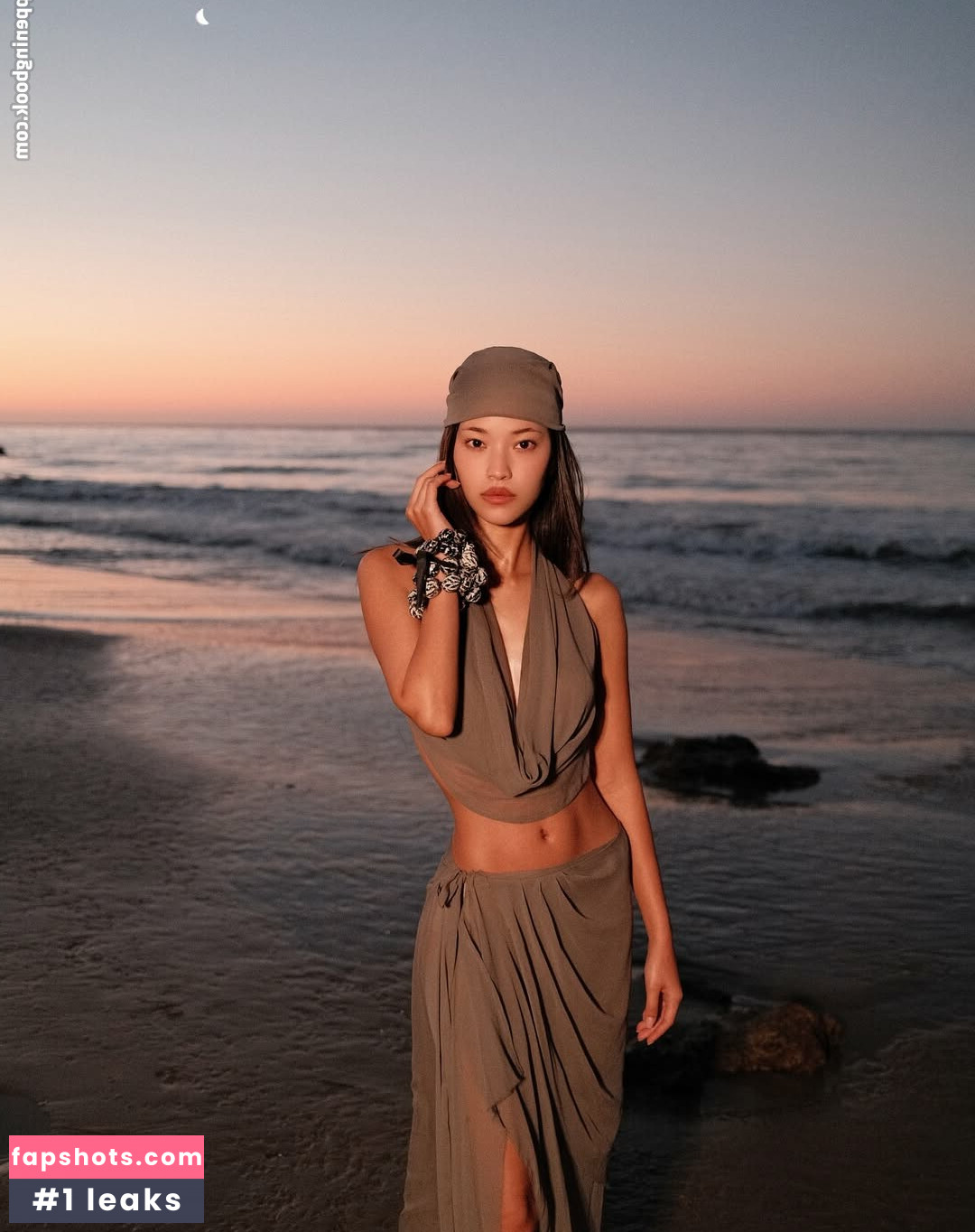 Sunjos asmr gallery photo #9