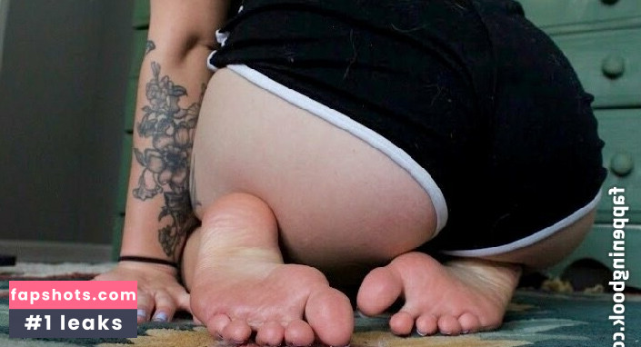 sunni.footplay gallery photo #17
