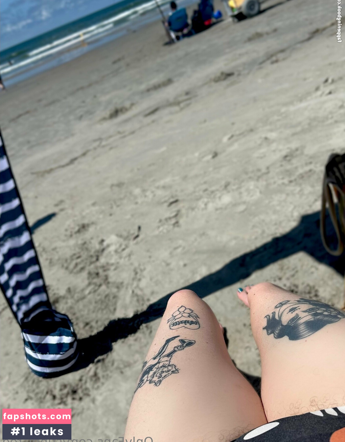 Sunni_red gallery photo #3