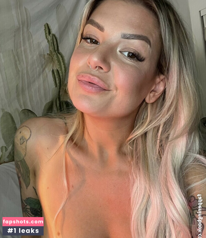 Sunnie_snow gallery photo #2