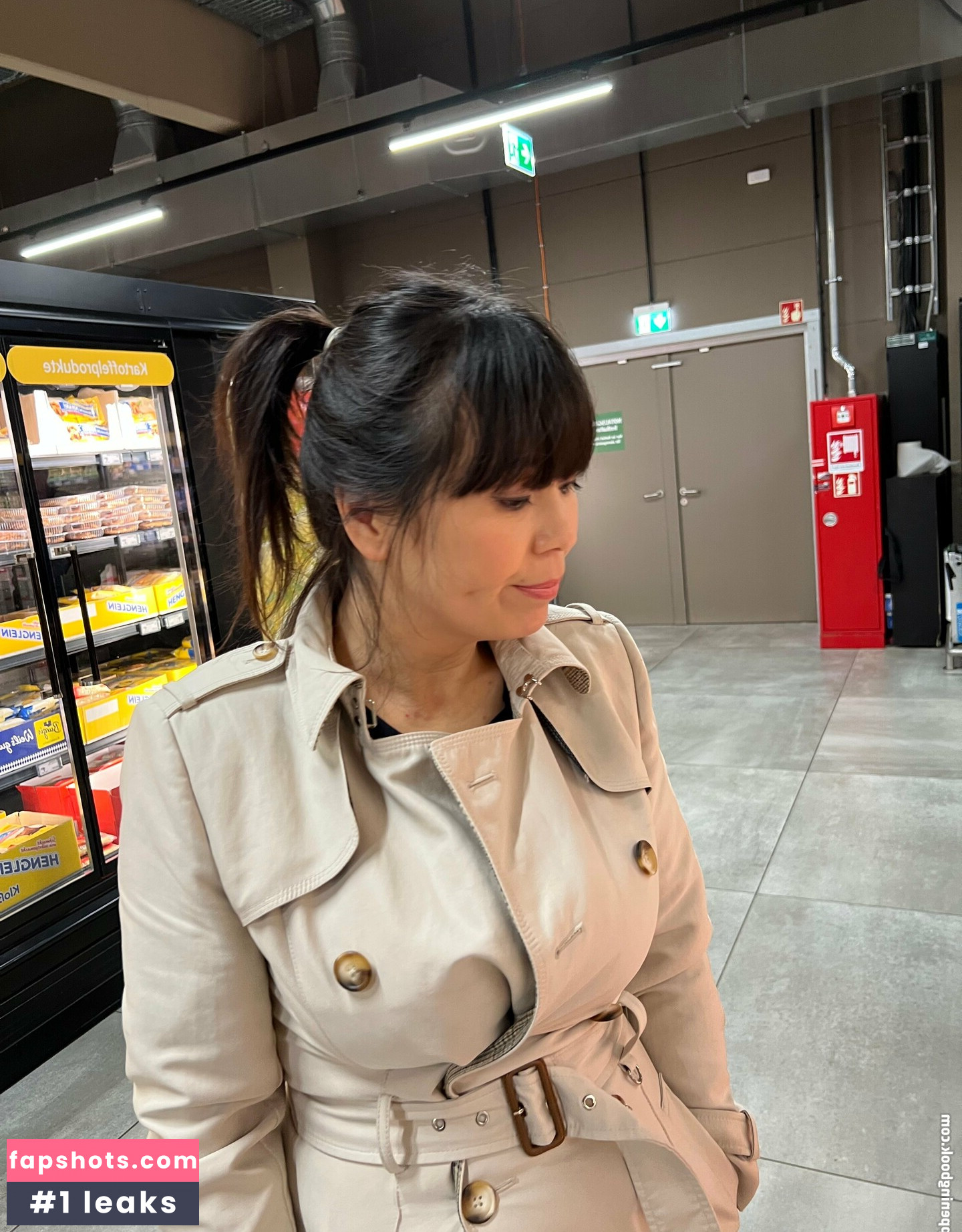 SunnyChocolat gallery photo #50