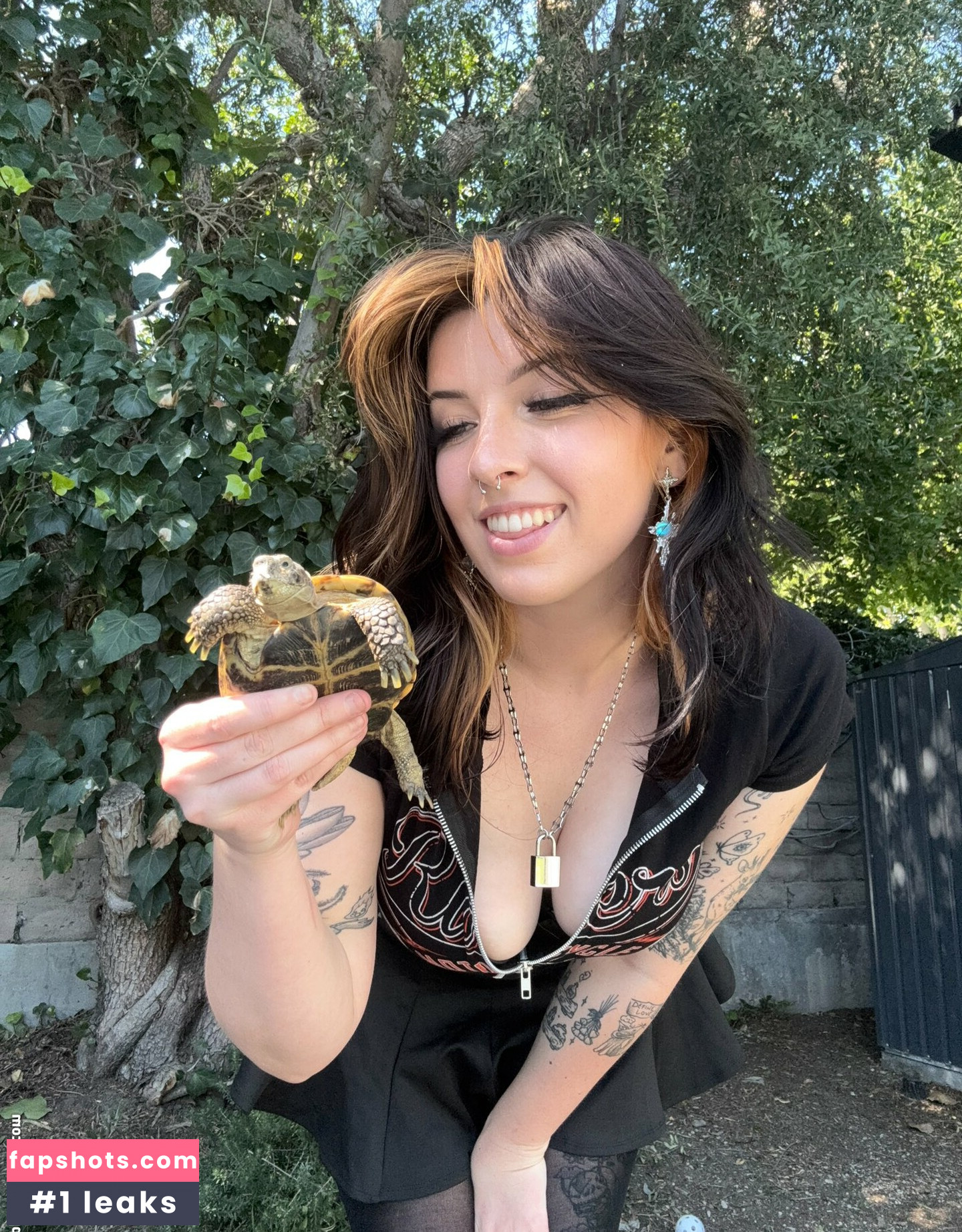 Sunnysunrays gallery photo #29