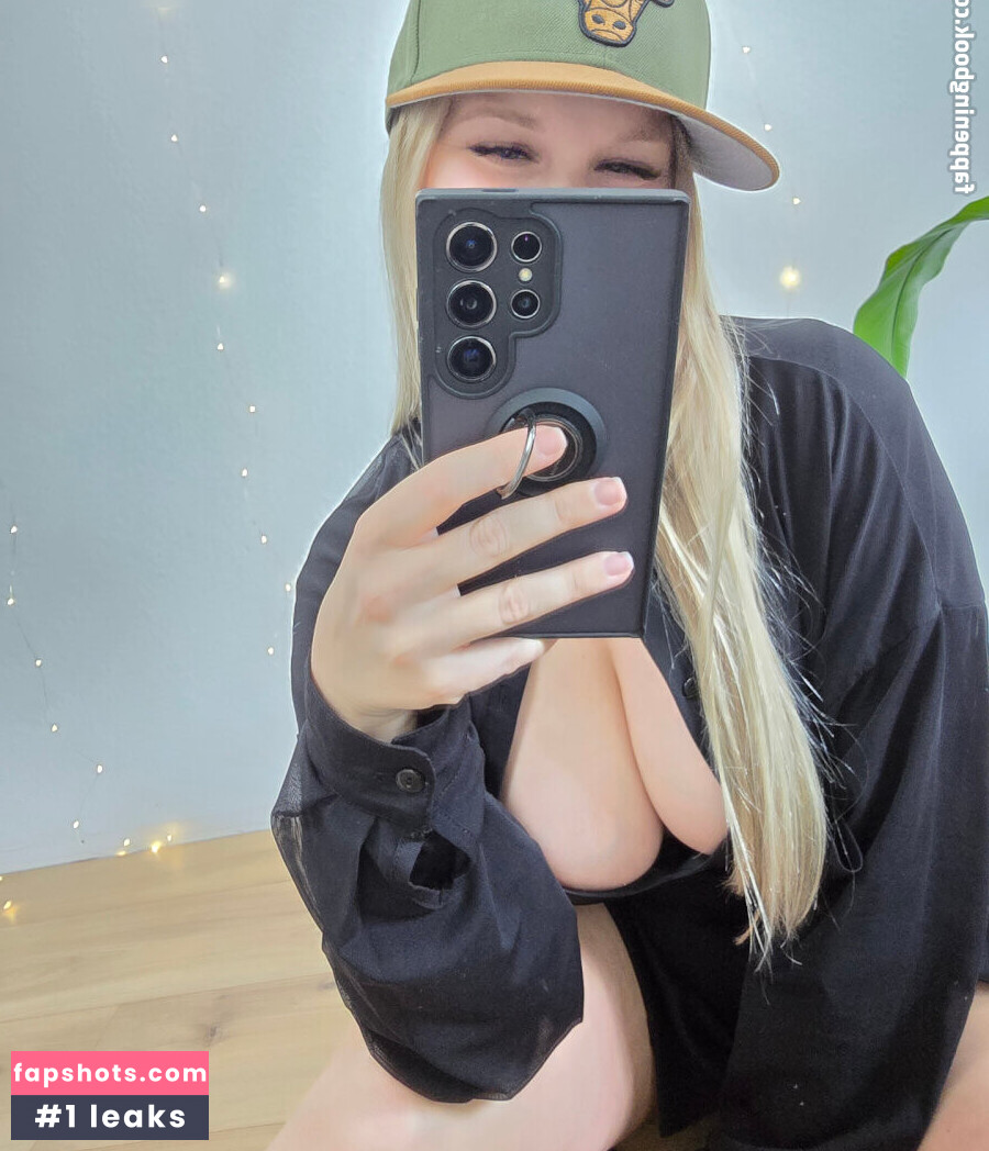 sunnythewolfgirl gallery photo #16