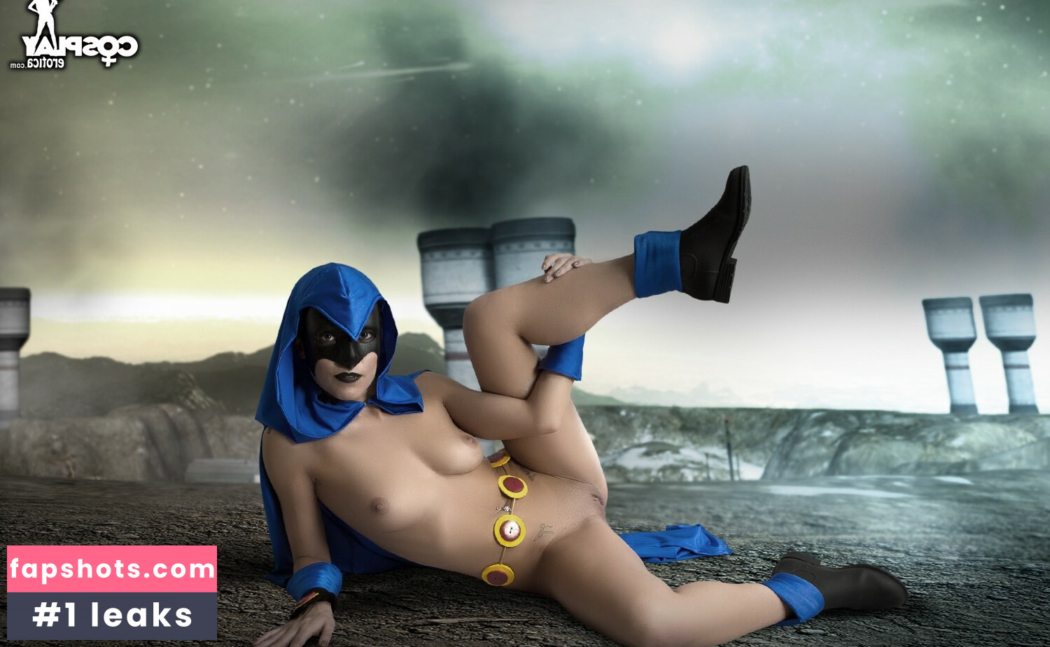 Superheroines gallery photo #22