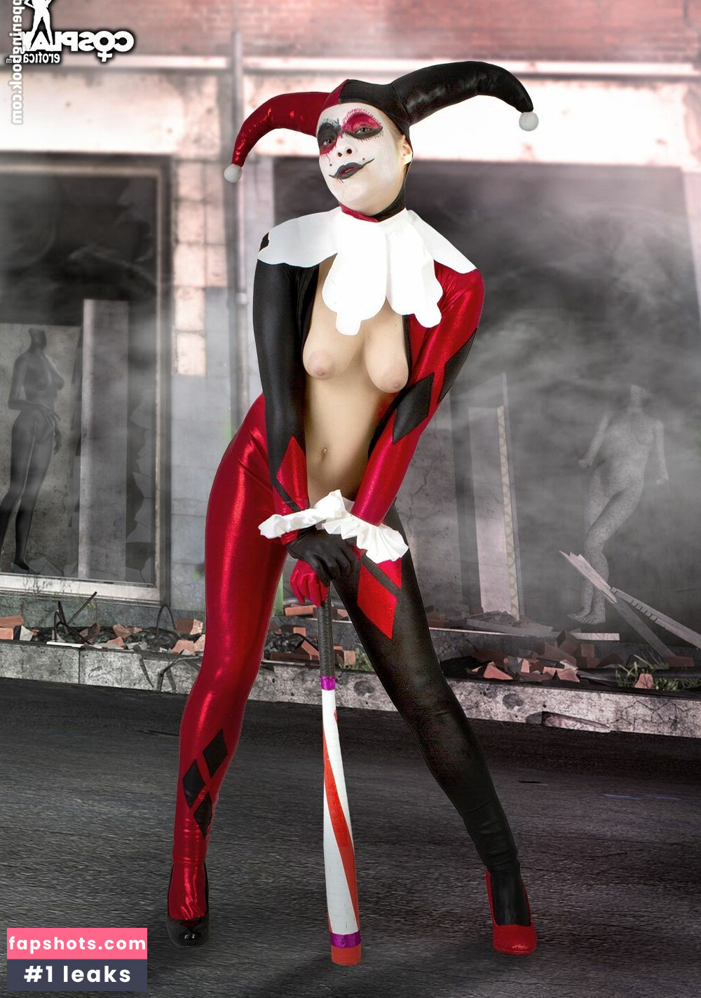 Superheroines gallery photo #30