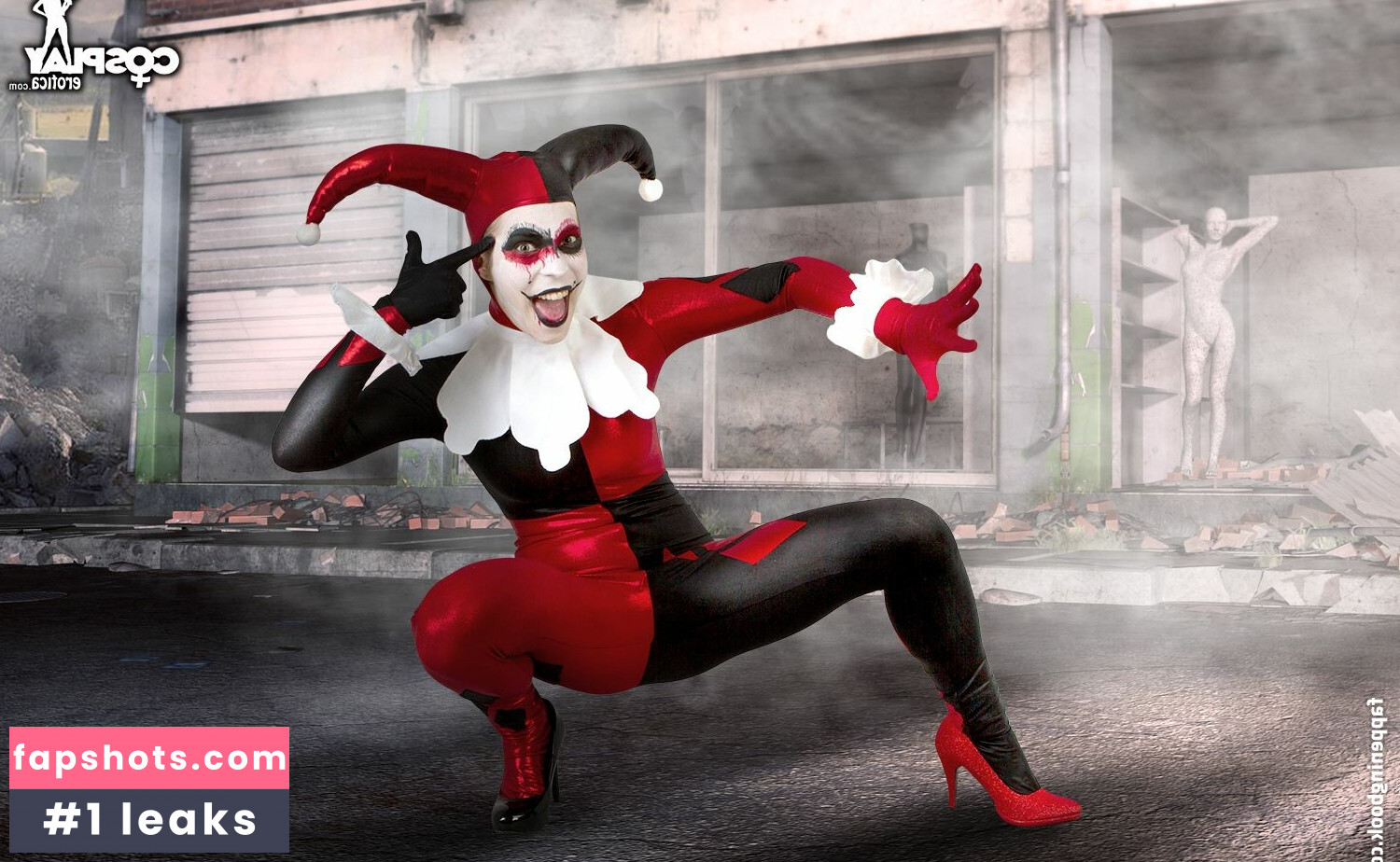 Superheroines gallery photo #50