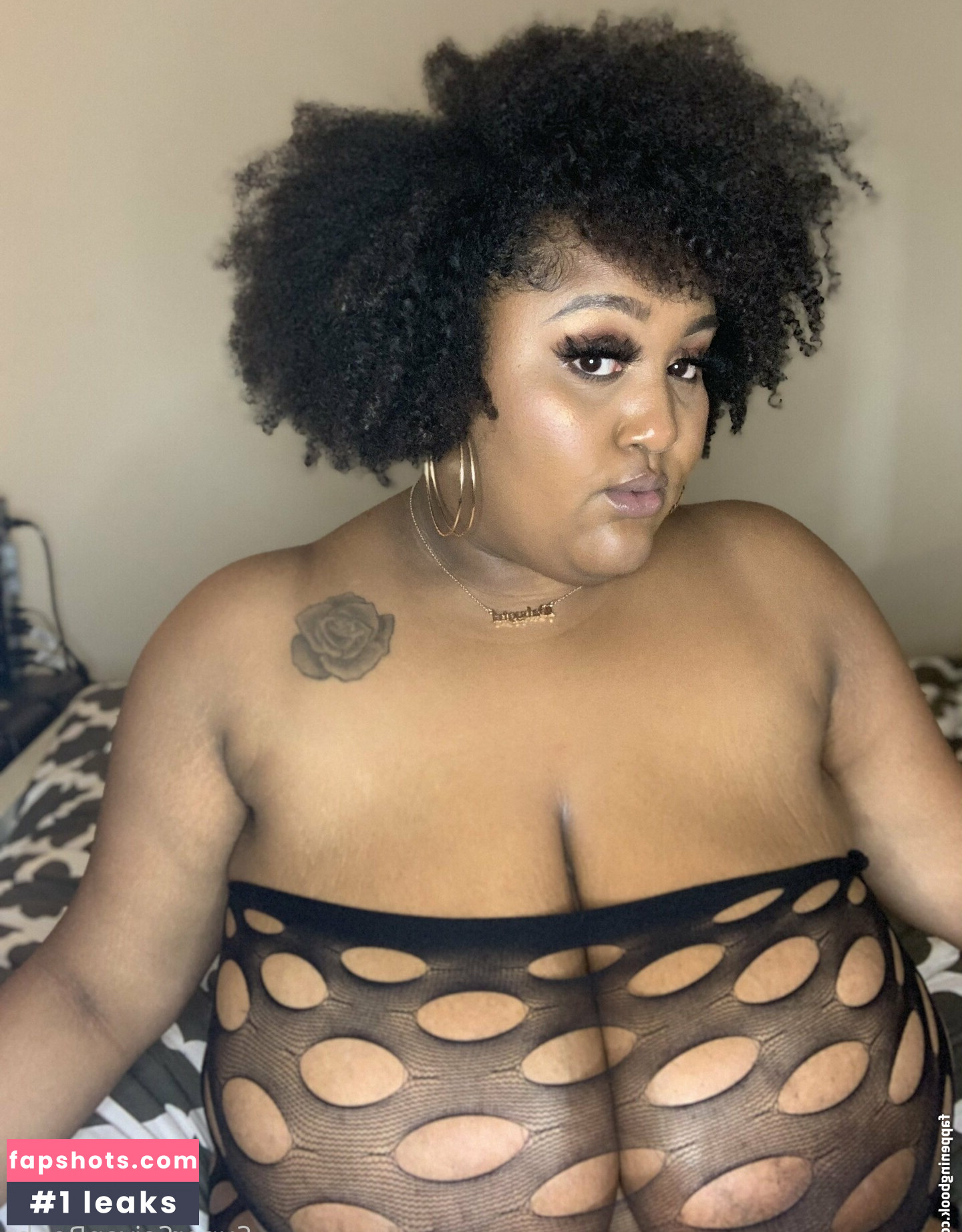 supersaiyanboobs gallery photo #27