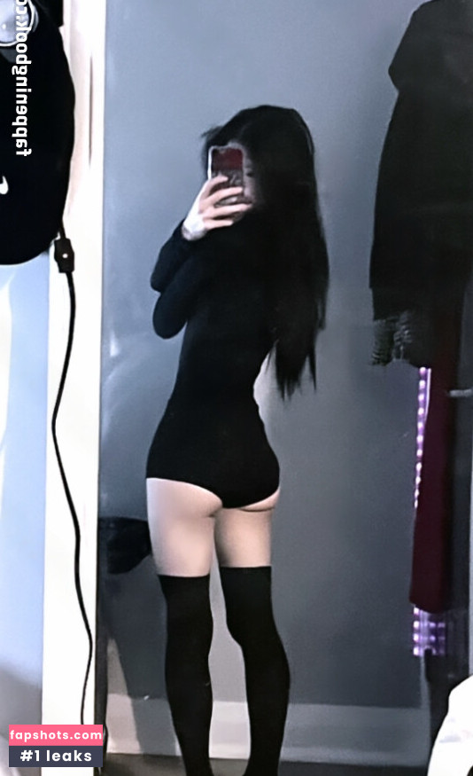 surelynotsi Nude Leaks OnlyFans Photos #21 - LeakJerk