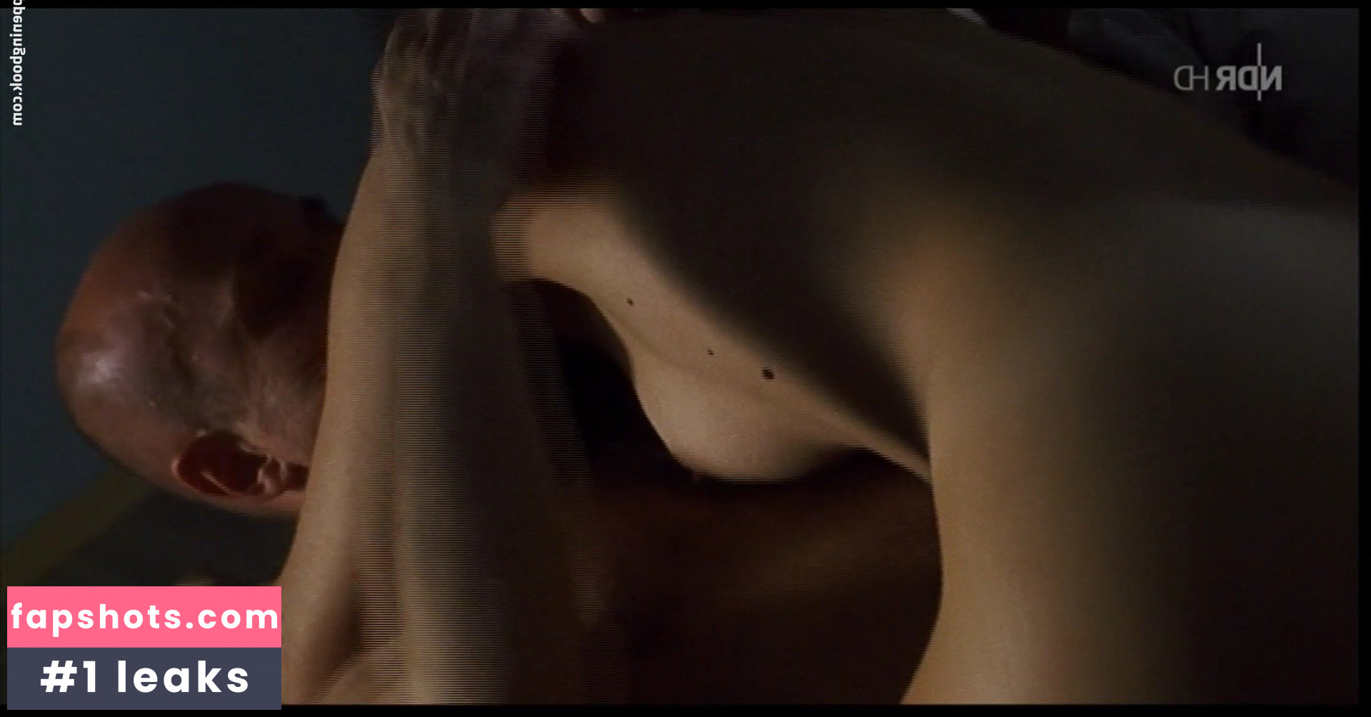 Susan Anbeh gallery photo #25