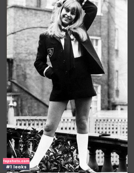 Susan George gallery photo #3