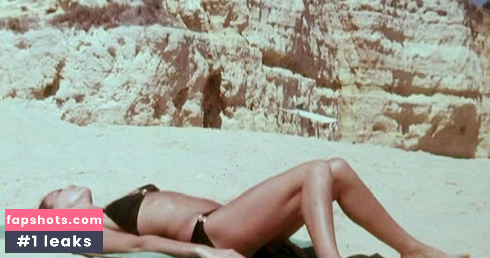 Susan George gallery photo #47