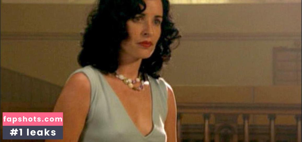 Susan Lynch gallery photo #20