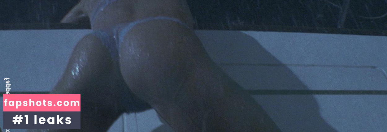 Susan May Pratt gallery photo #20