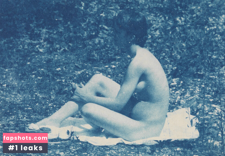 Susan gallery photo #2