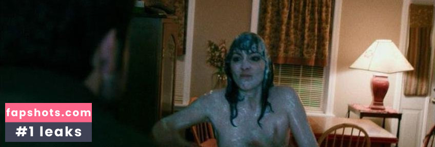 Susan T Travers gallery photo #3