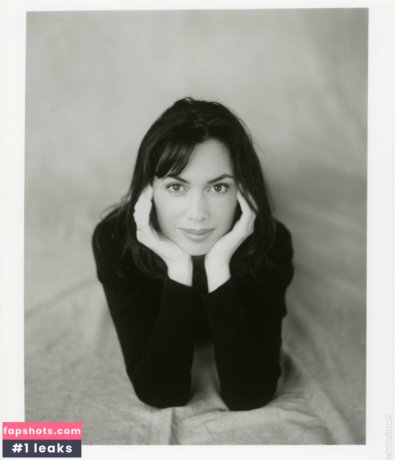 Susanna Hoffs Nude Leaks OnlyFans Photos #3 - LeakJerk