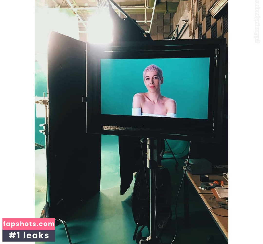 Susanna Marie Cork gallery photo #20