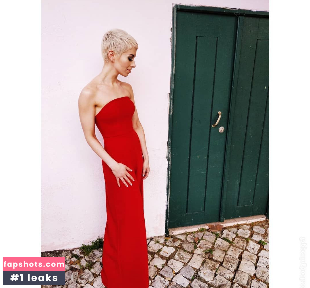 Susanna Marie Cork gallery photo #23