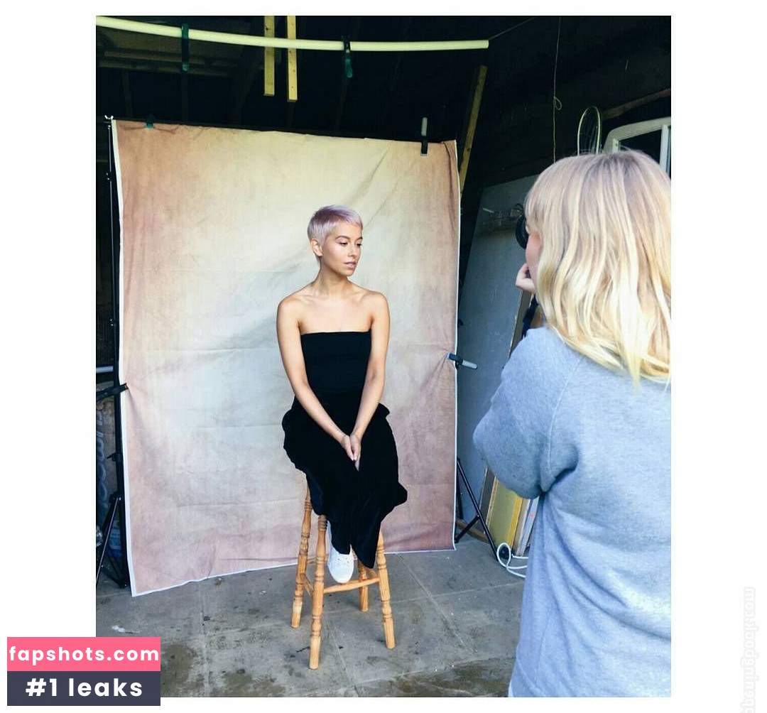 Susanna Marie Cork gallery photo #24