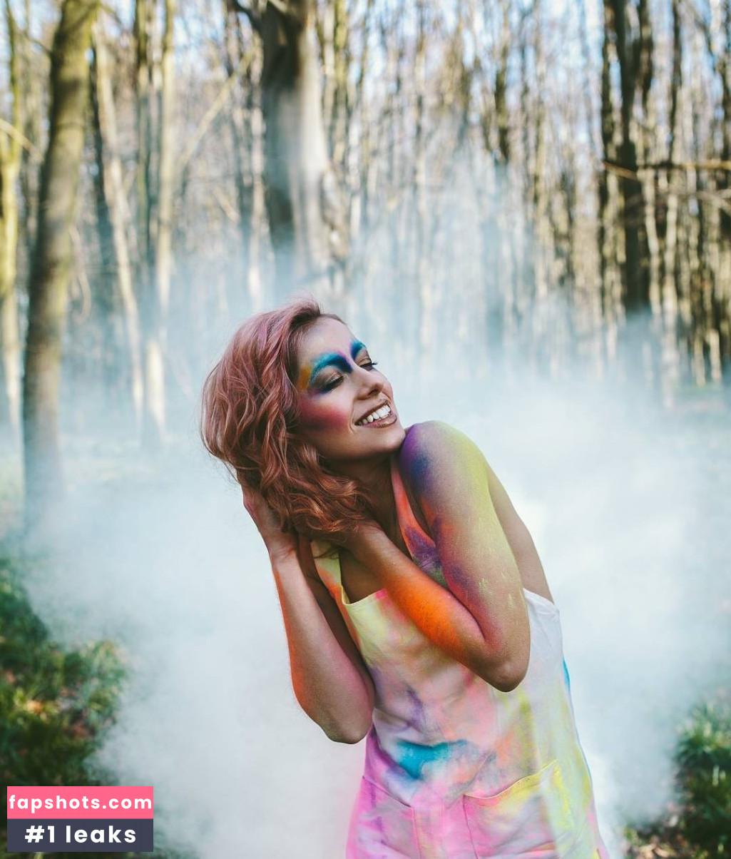 Susanna Marie Cork gallery photo #30