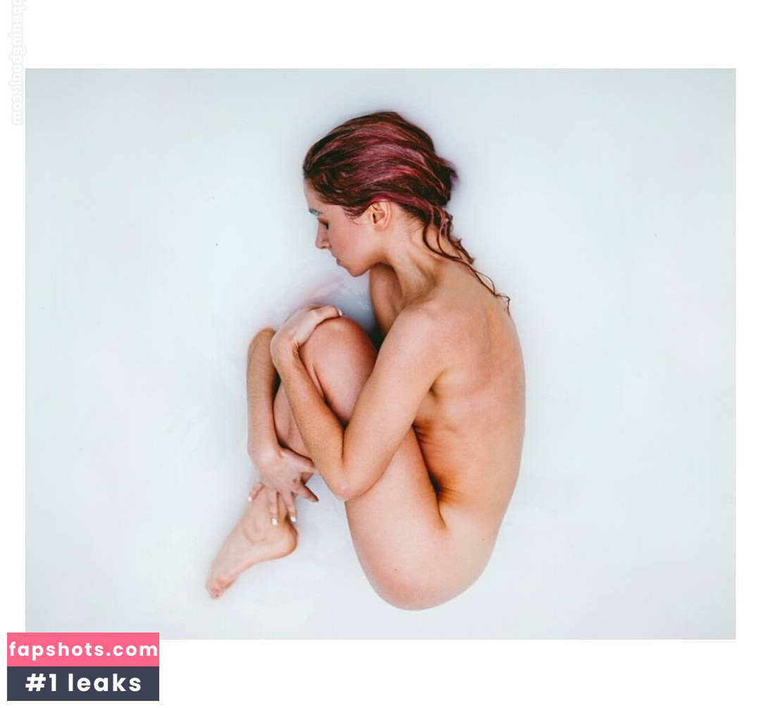 Susanna Marie Cork gallery photo #4