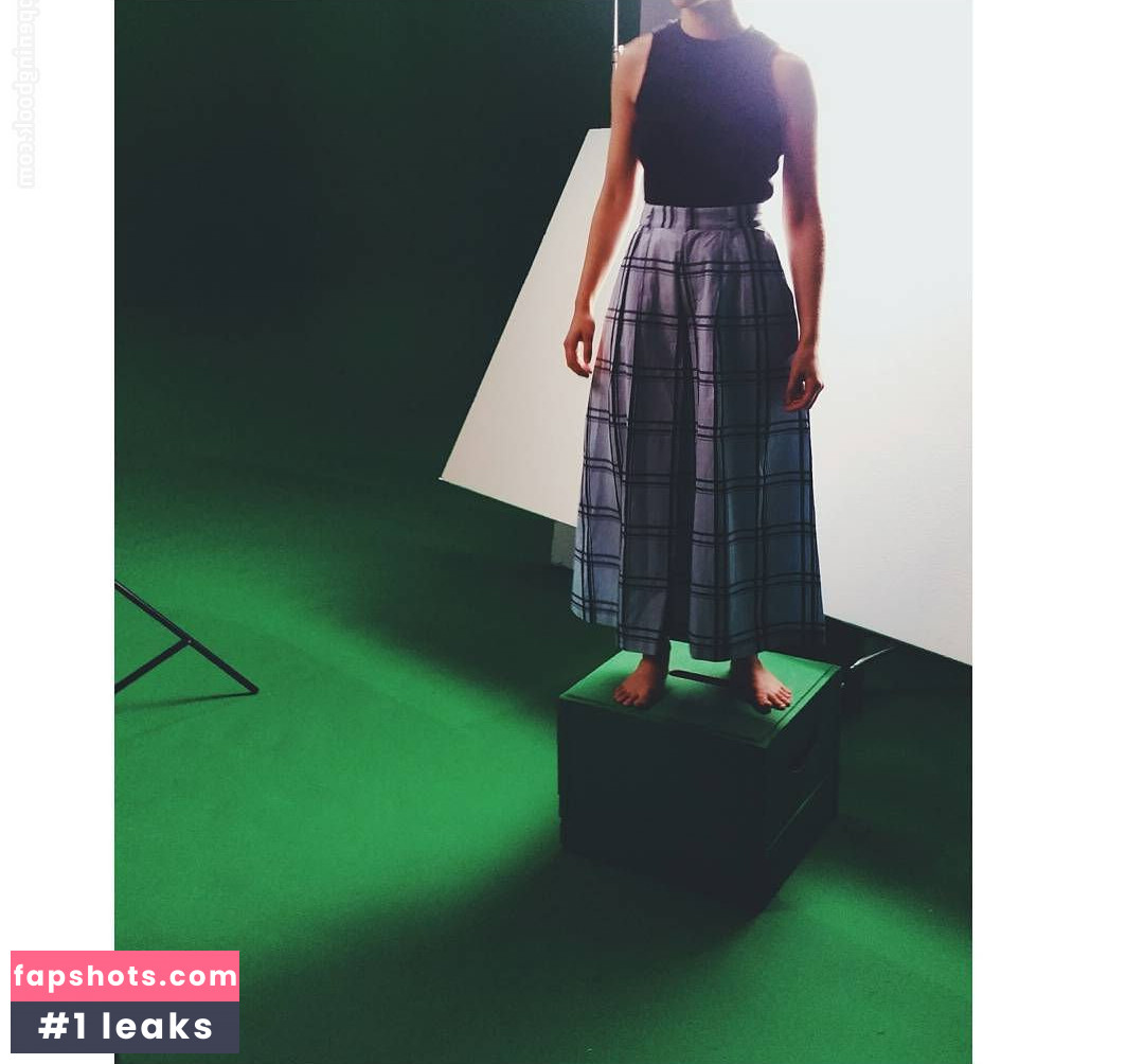 Susanna Marie Cork gallery photo #10