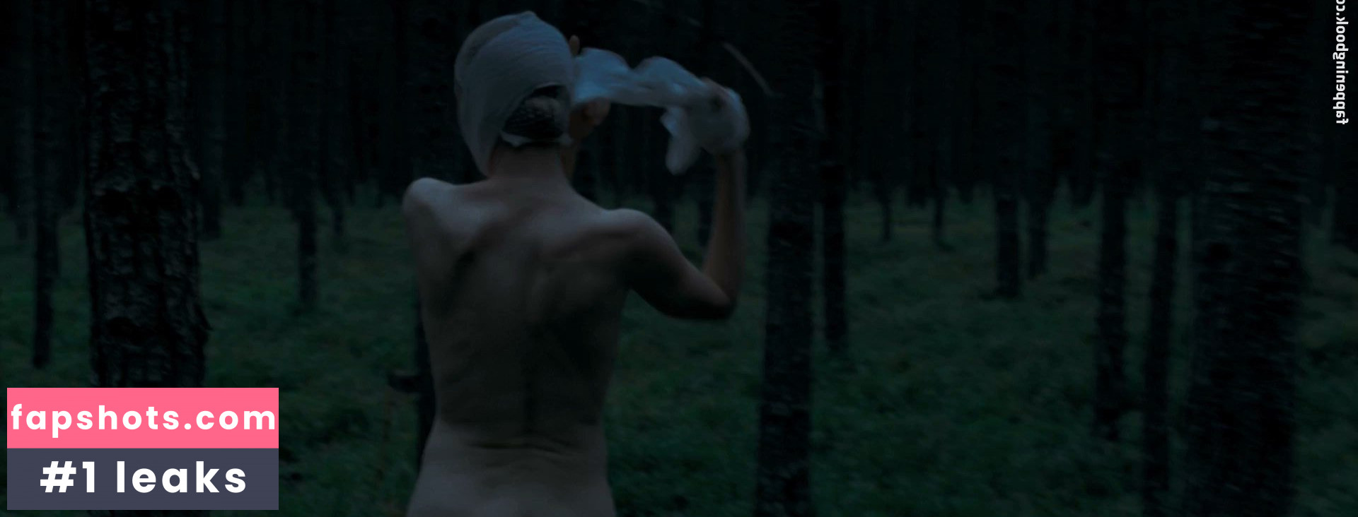 Susanne Wuest gallery photo #3