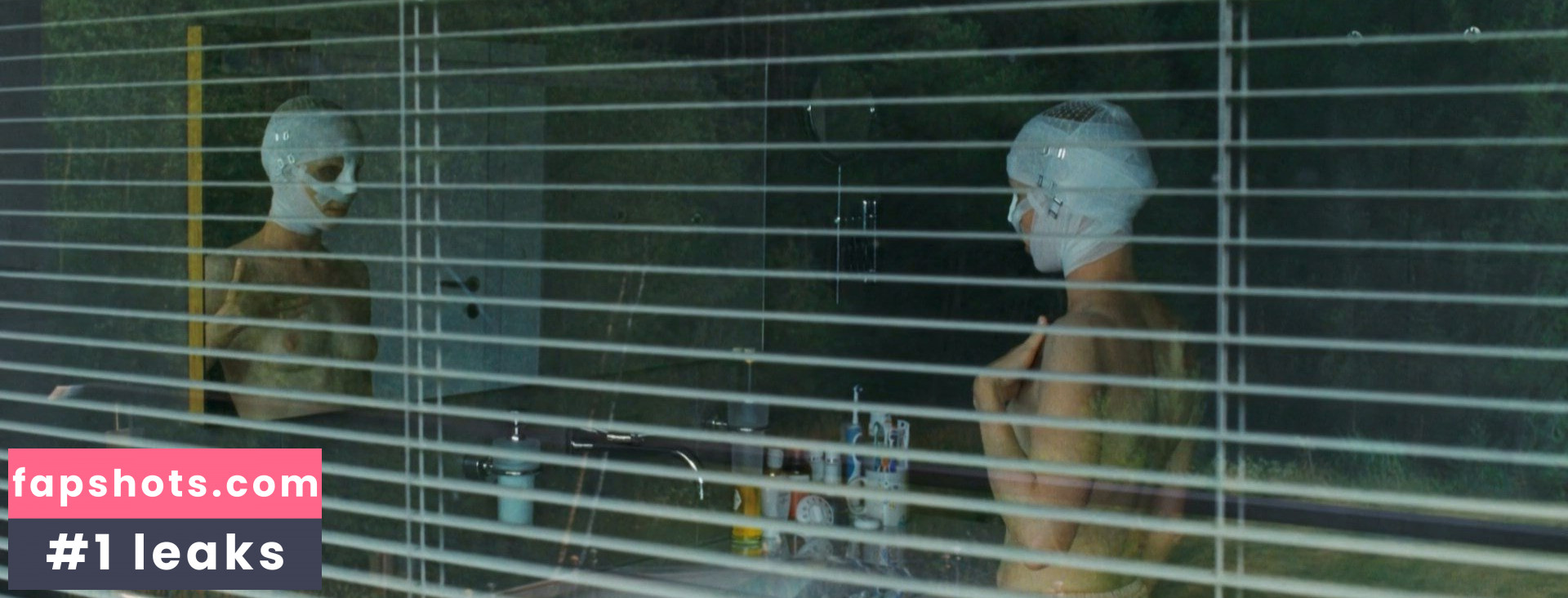 Susanne Wuest gallery photo #5