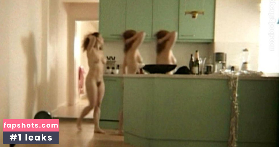 Susi Wilkens Nude Leaks OnlyFans Photos #2 - LeakJerk