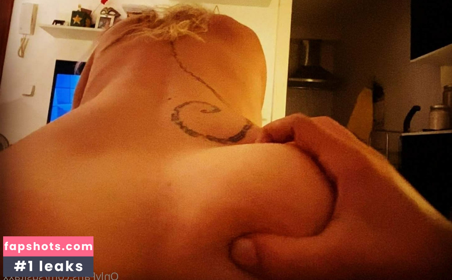 susitaxx gallery photo #8