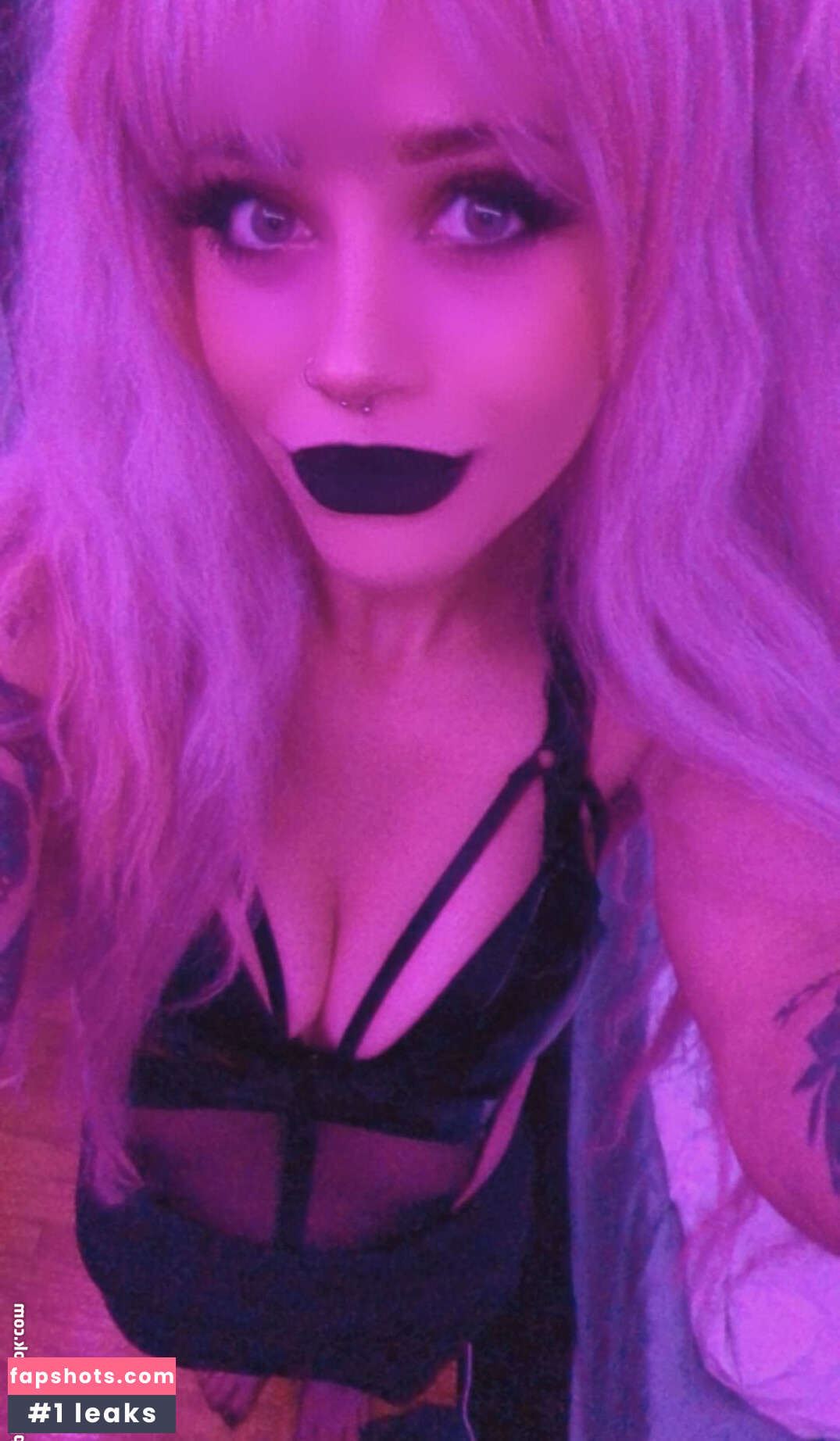 SuspiciousRavioli gallery photo #23