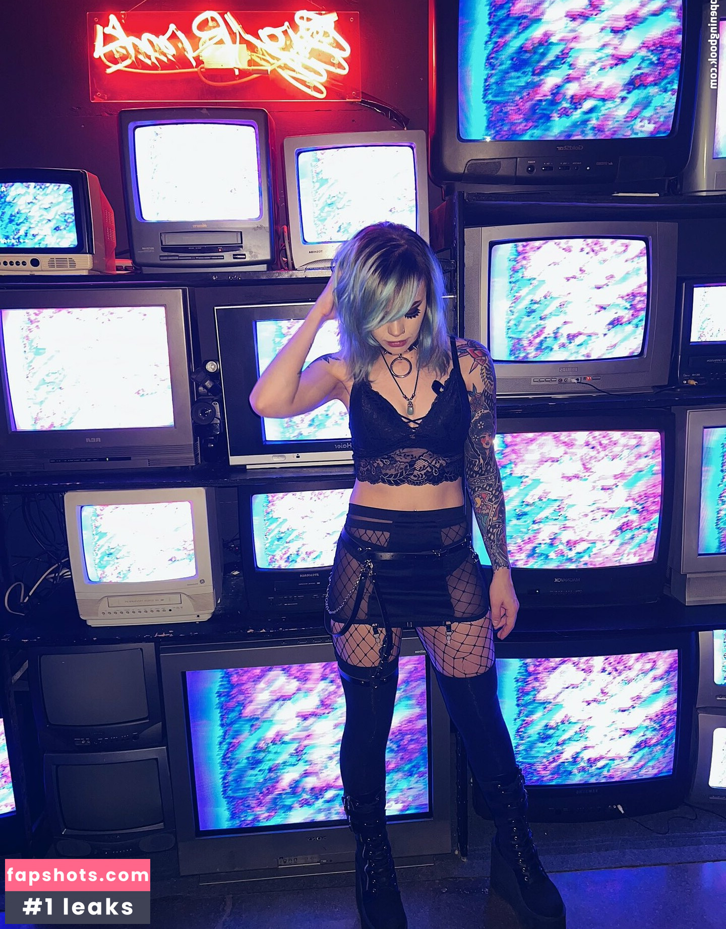 SuspiciousRavioli gallery photo #10