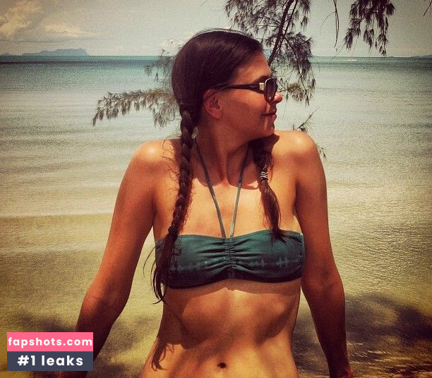 Sutton Foster gallery photo #12