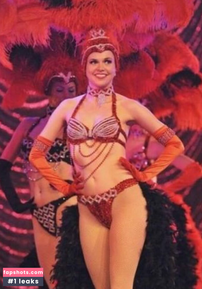 Sutton Foster gallery photo #14