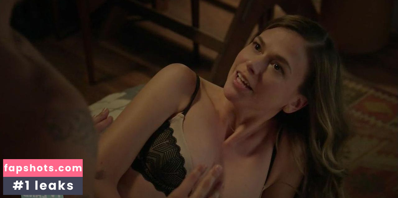 Sutton Foster gallery photo #22