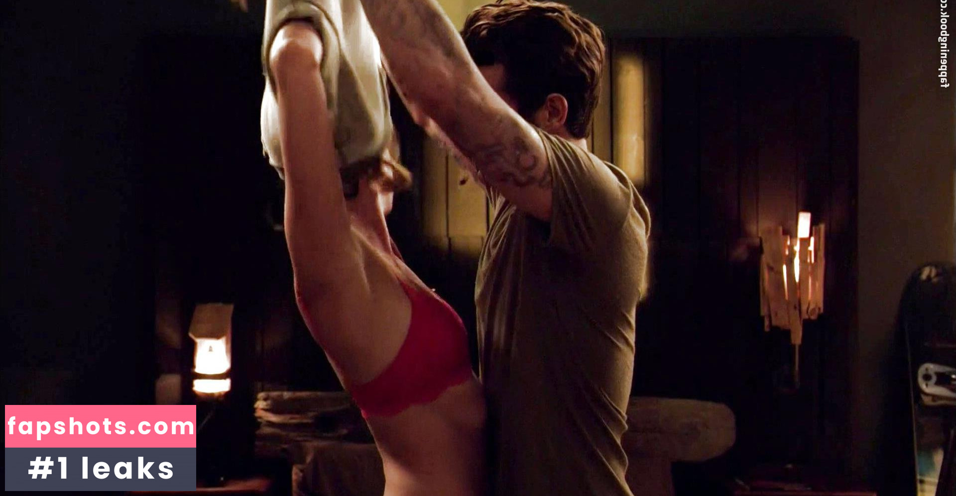 Sutton Foster nude babe gallery