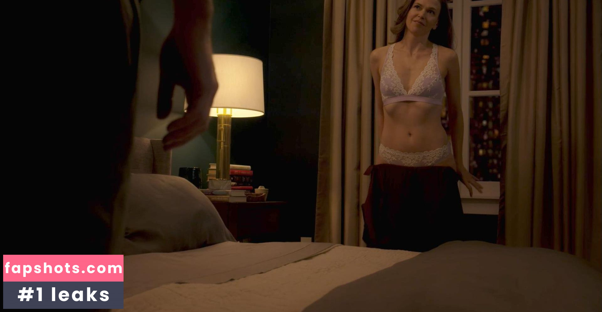 Sutton Foster gallery photo #32