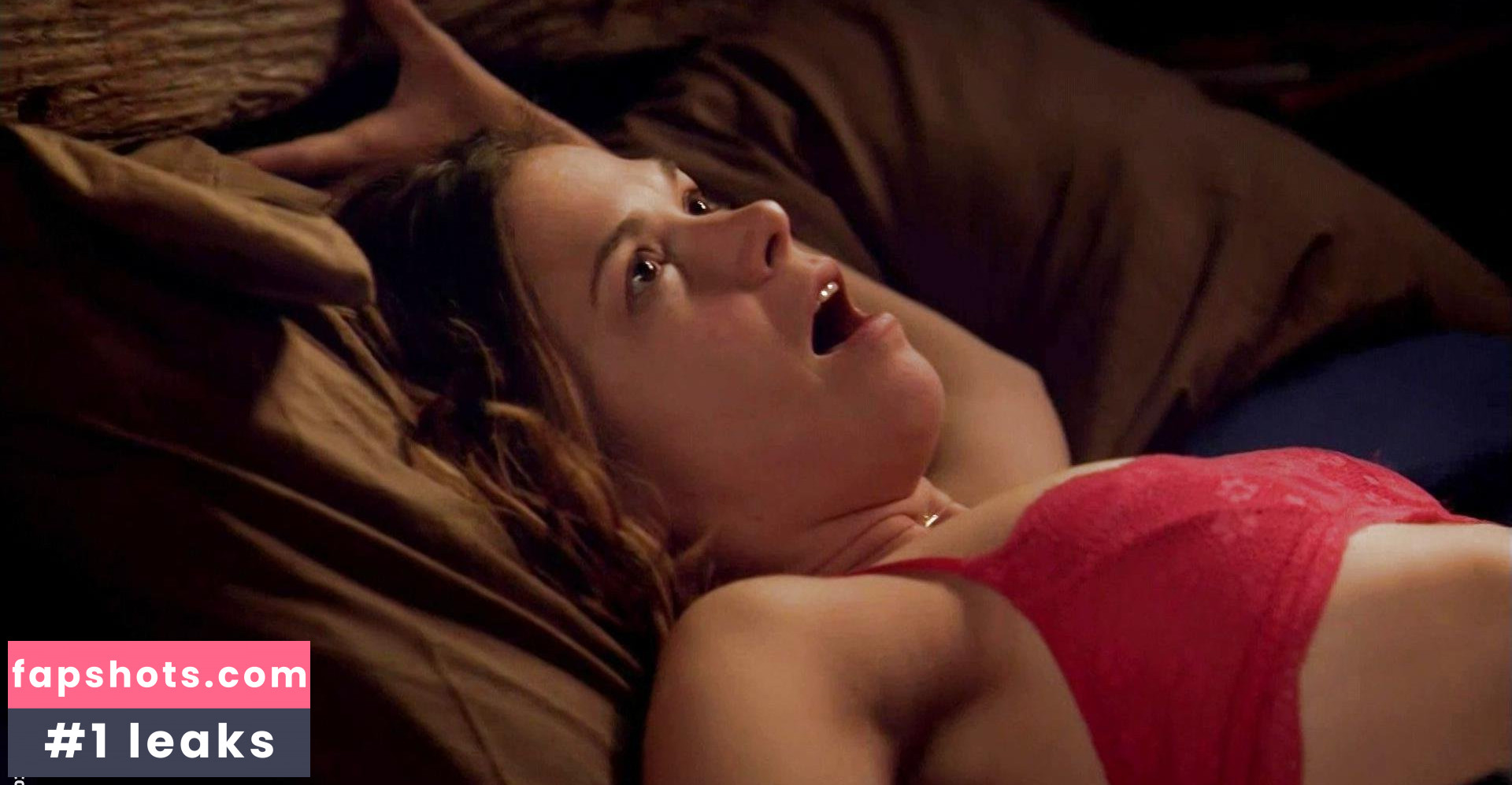 Sutton Foster gallery photo #37