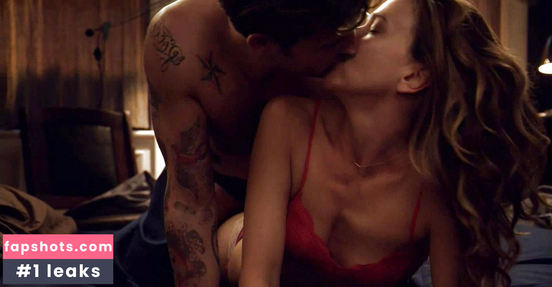 Sutton Foster gallery photo #38