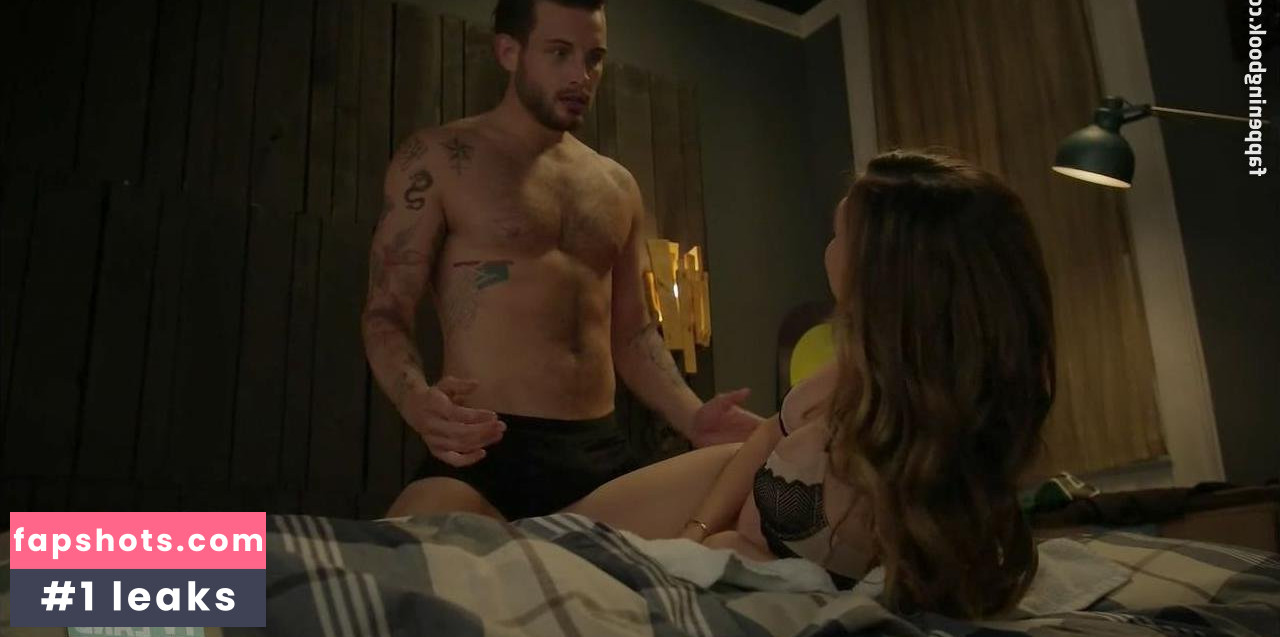 Sutton Foster gallery photo #56