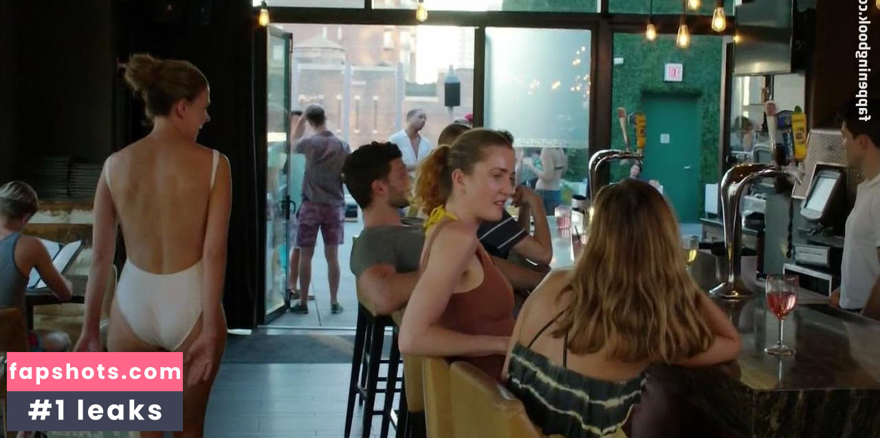 Sutton Foster gallery photo #57