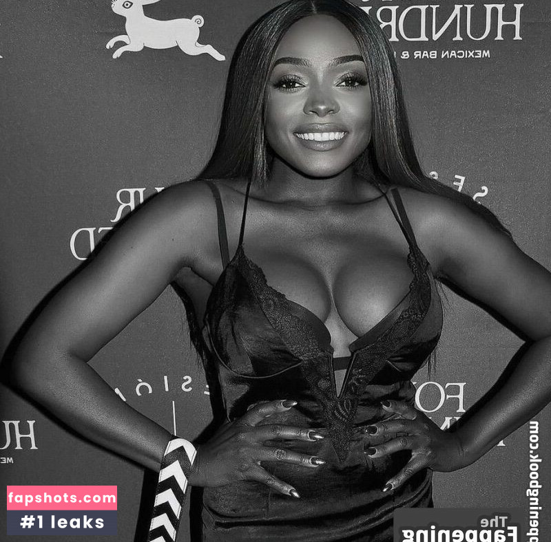 Suzan Mutesi gallery photo #13