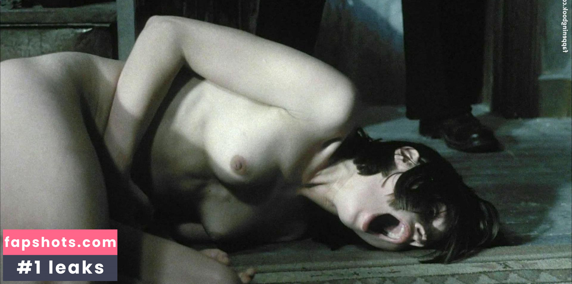 Suzanna Hamilton gallery photo #24