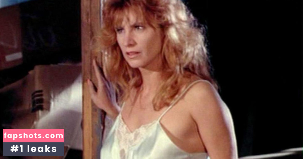 Suzanne Ager gallery photo #12