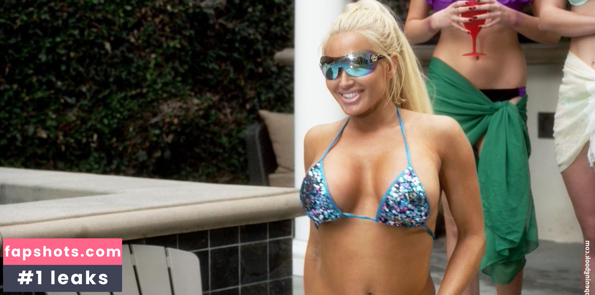 Suzanne Stokes gallery photo #16