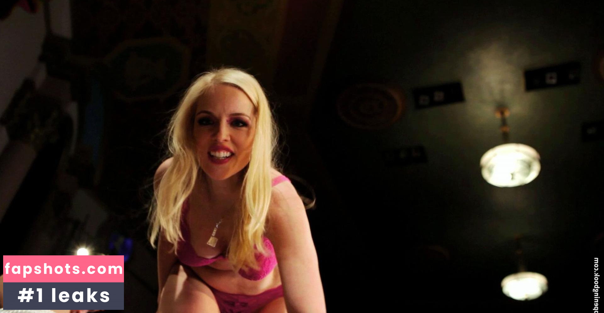 Suzi Lorraine gallery photo #57