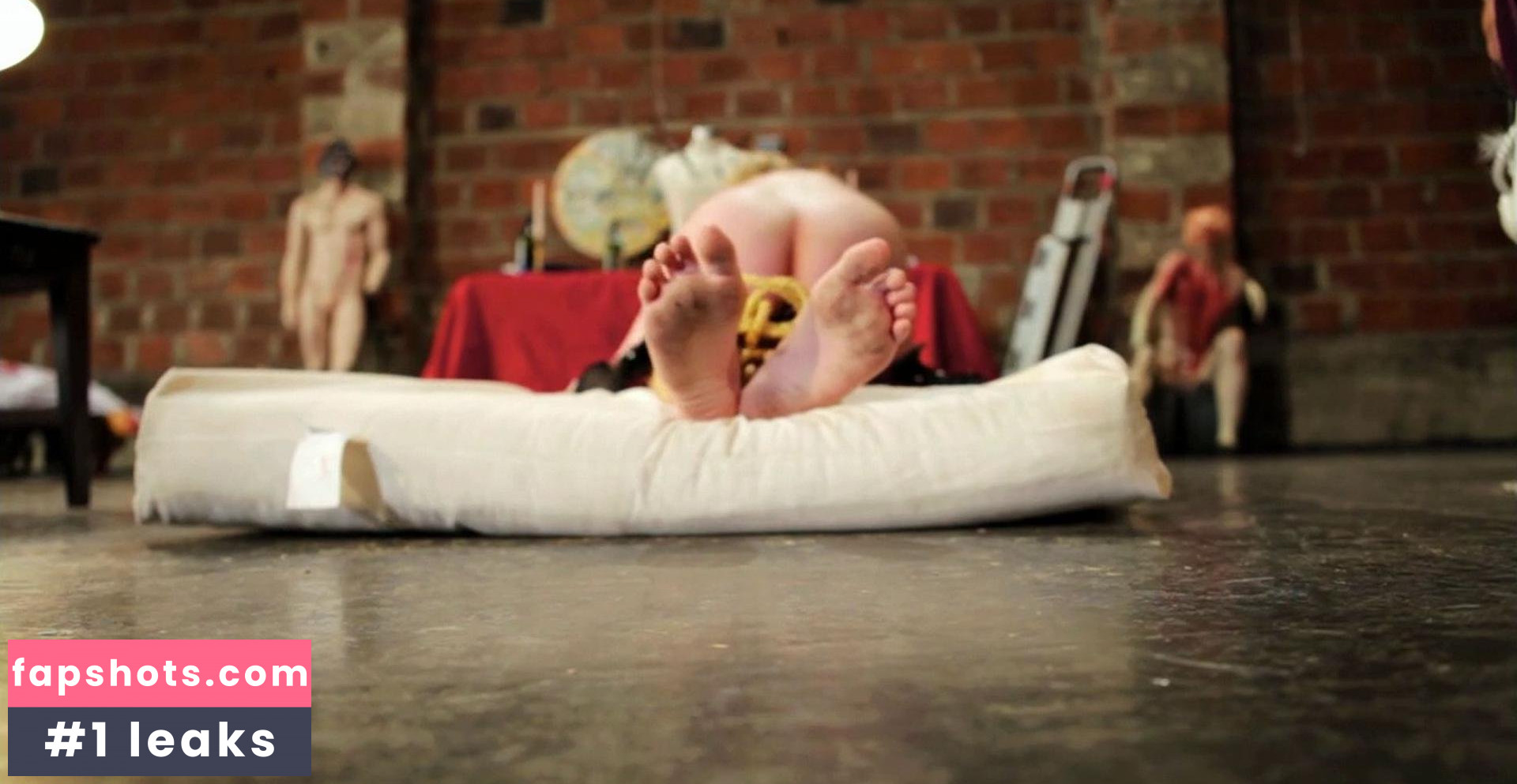 Suzi Lorraine gallery photo #59