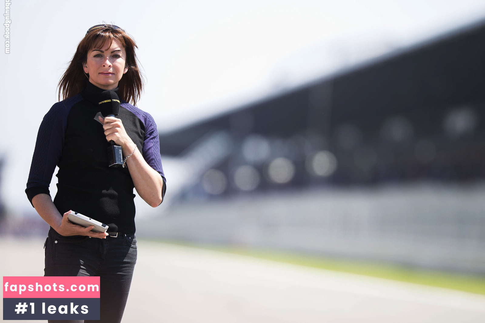 Suzi Perry gallery photo #29