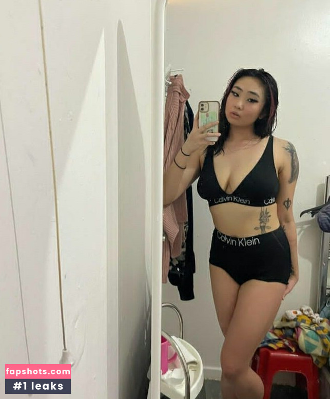 Suzieq gallery photo #2